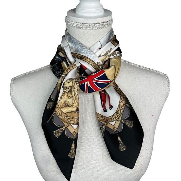 Vintage Art of the Scarf 34x34 Square Scarf from Tie Rack Ltd London Royals - Picture 14 of 15
